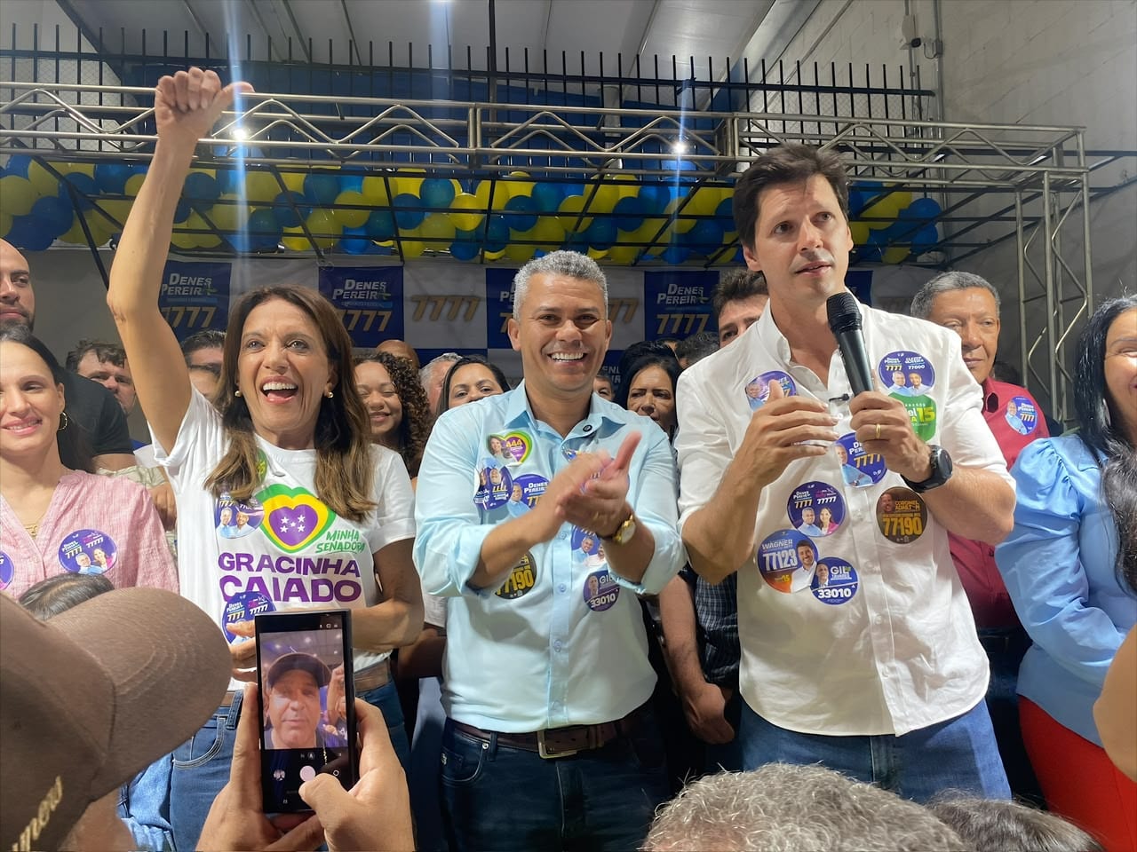 Denes Pereira reúne 3 mil pessoas no lançamento da candidatura à federal