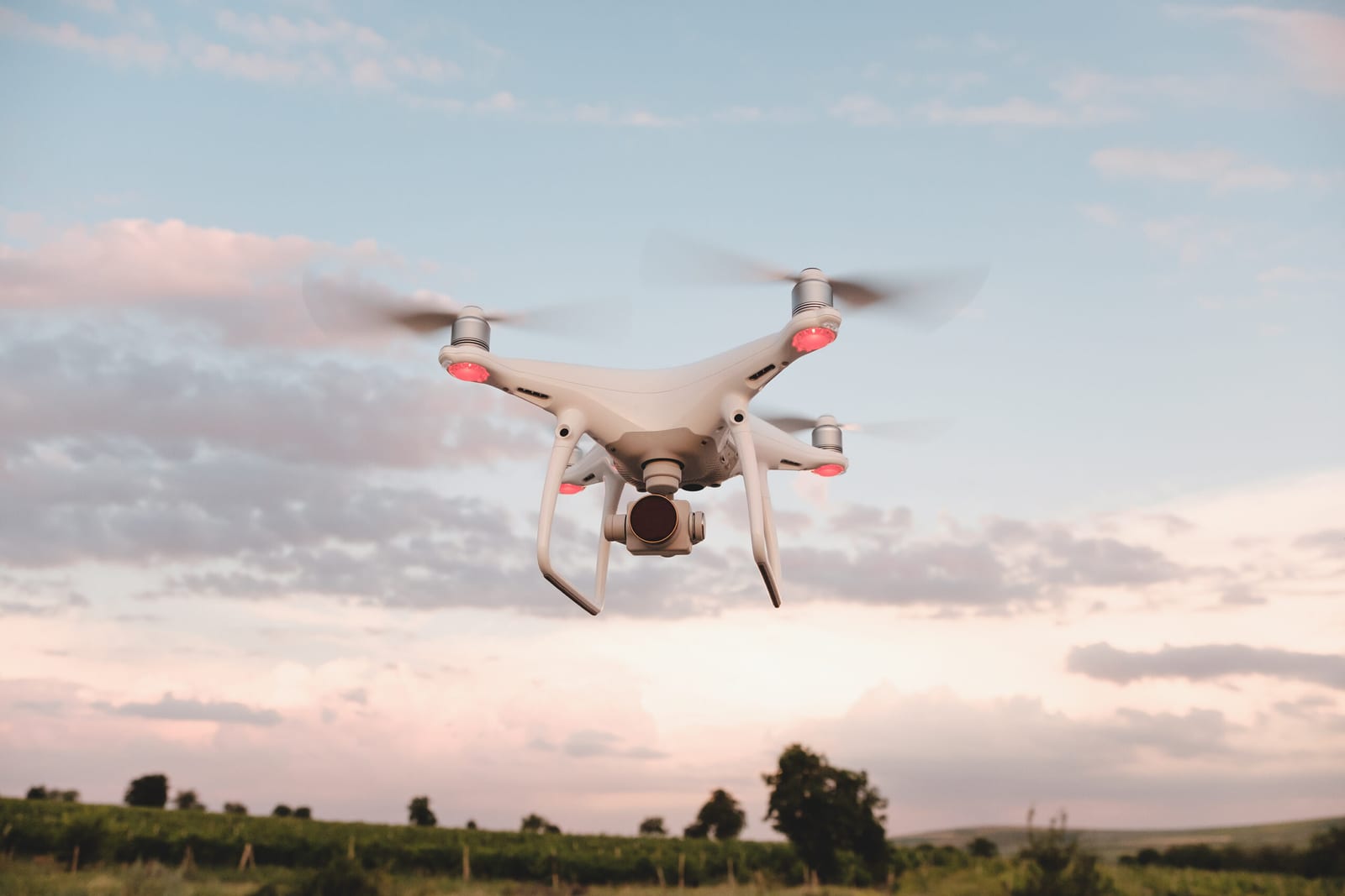TJ-GO: pesquisa mineral com drone exige autorização do dono da terra