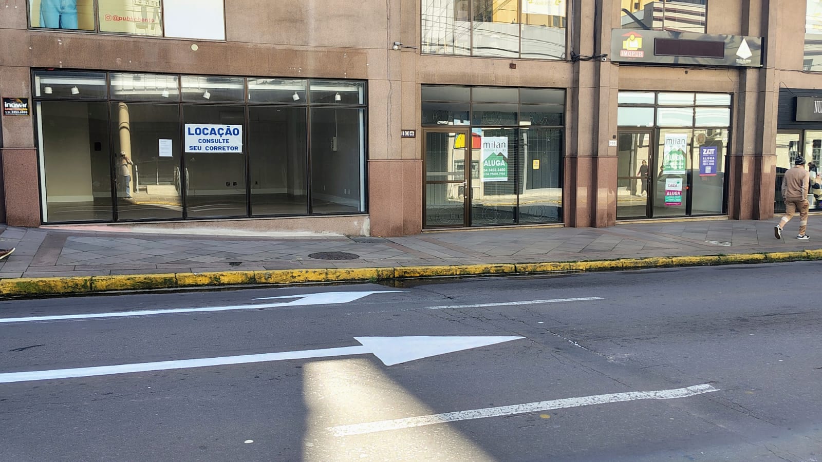 Comércio de Bento Gonçalves enfrenta pressão de custos e avanço das vendas digitais