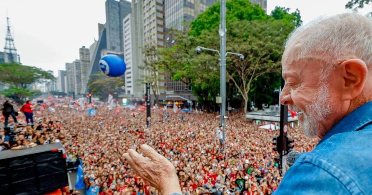 Votação do 6×1 tem que ser agora para mostrar o que o PL apoia, diz Lula