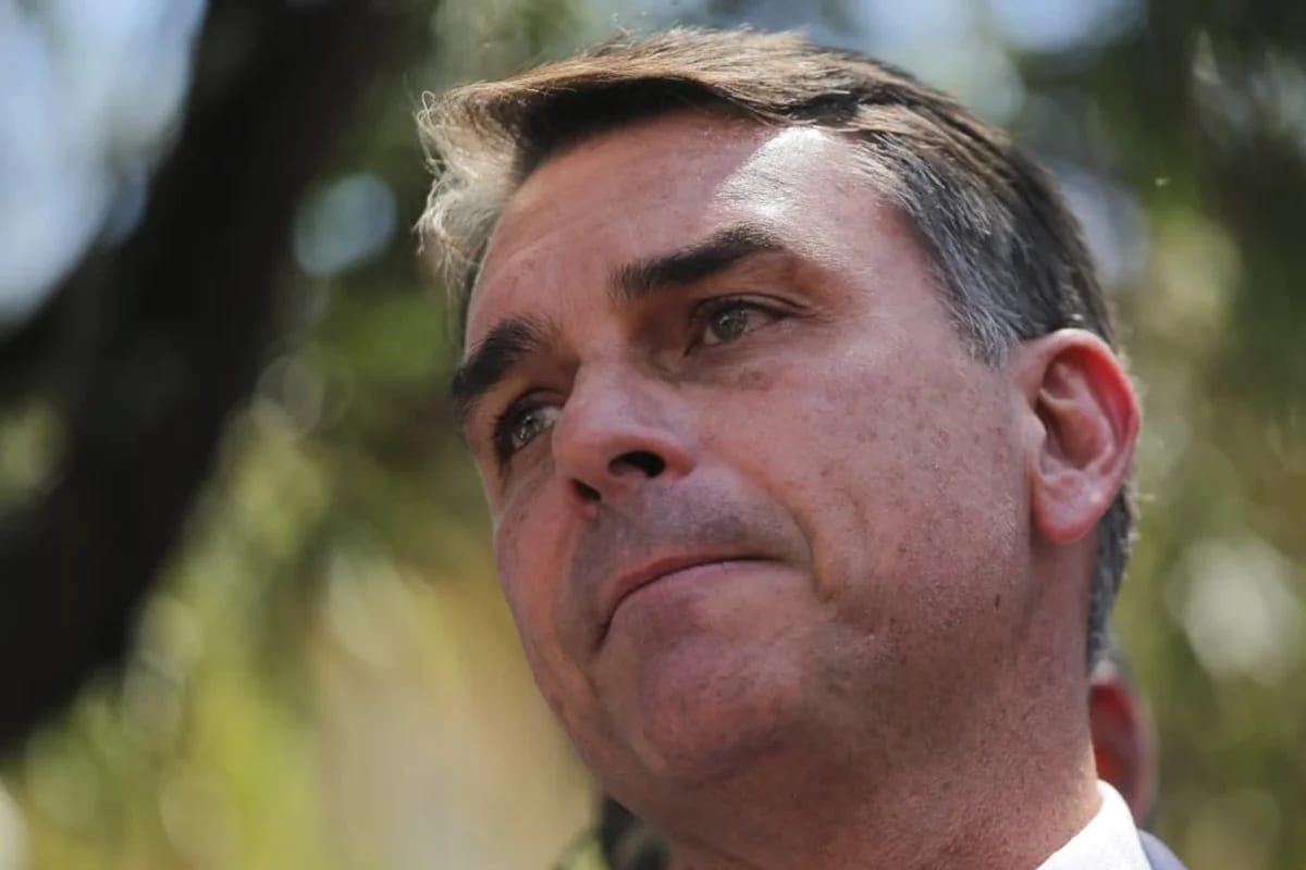 Flávio ataca Moraes por ordem contra Eduardo: "Não vai dar em nada"