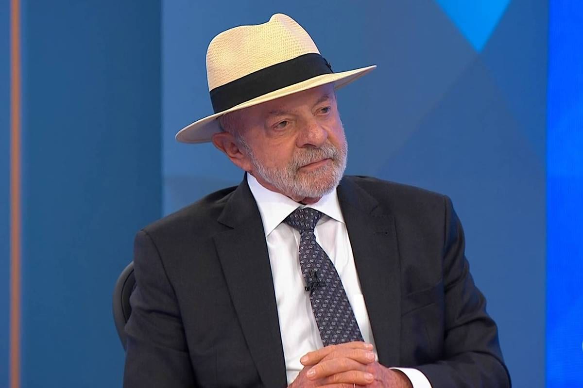 Campanha de Lula diz que fotos não provam relação com lobista após ele negar ter estado com ela