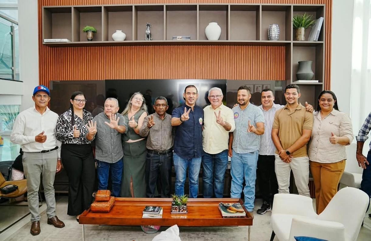 Prefeito de Dueré e comitiva de lideranças políticas declaram apoio a Vicentinho no segundo turno