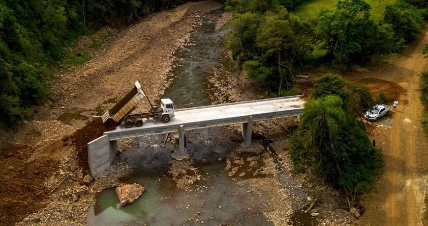 Ponte do Passo dos Cabritos está na fase final de construção