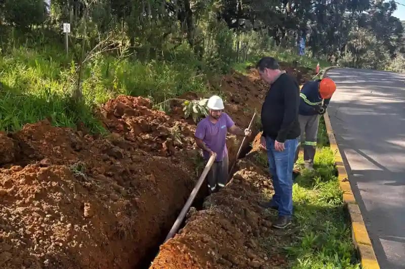 Vereador pede à CORSAN extensão da rede de água no bairro São Luiz
