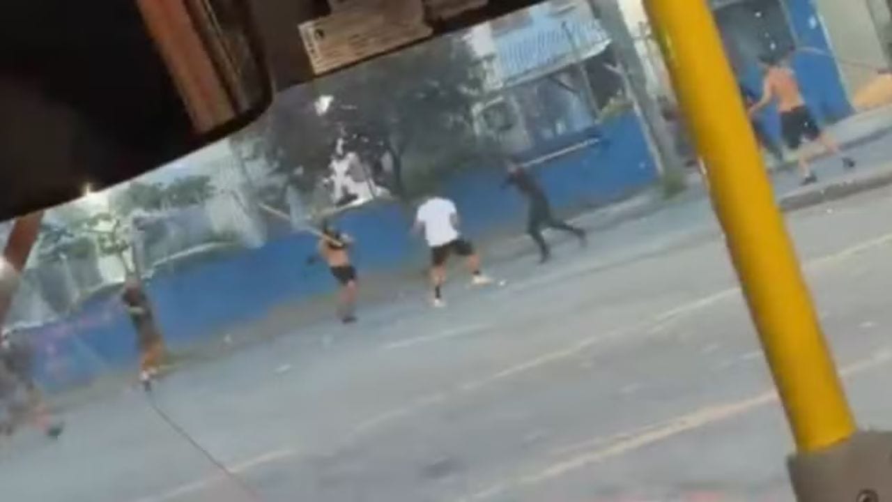 Briga entre torcidas de Vasco e Flamengo deixa baleado no RJ