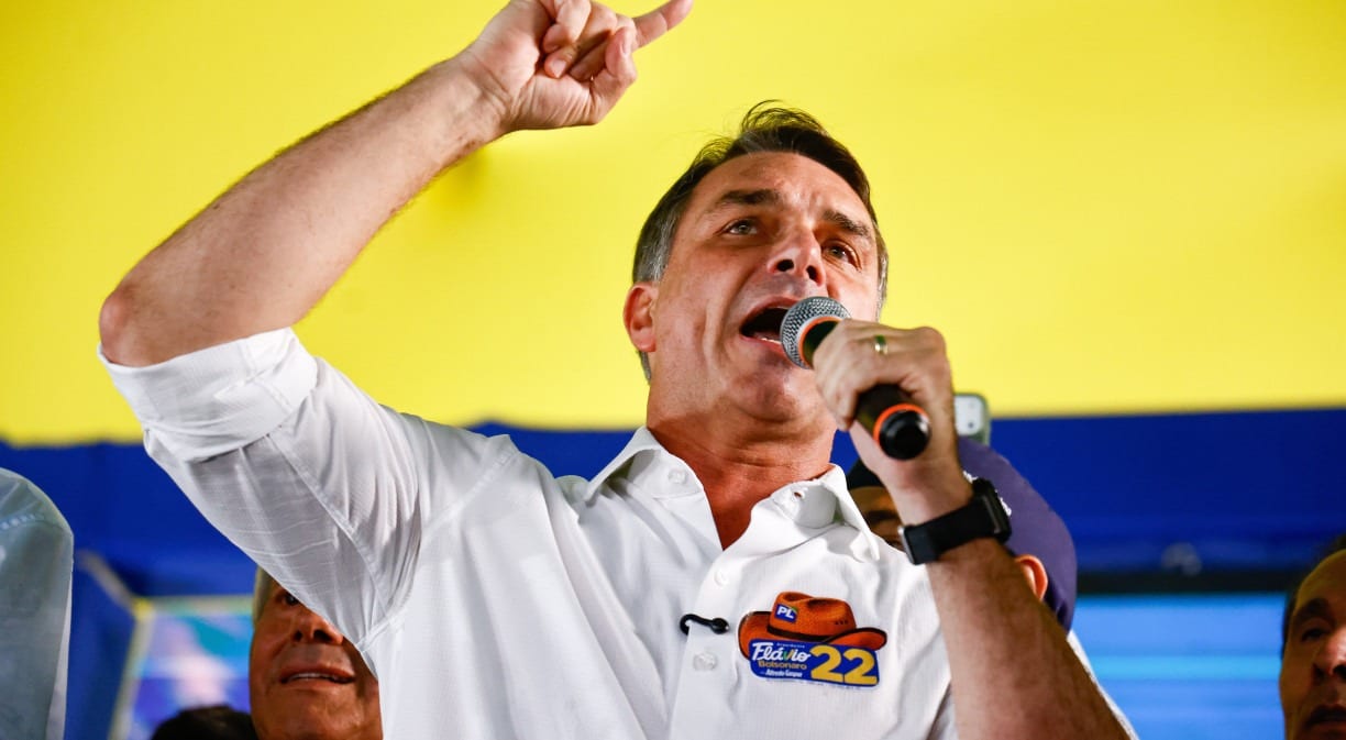 Republicanos anuncia apoio a Flávio Bolsonaro no 2º turno