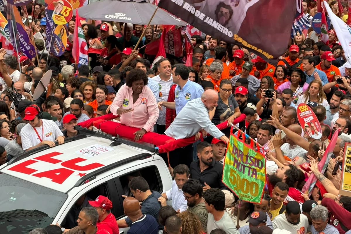 Lula diz que podcast teve 11 milhões de visualizações e superou novela