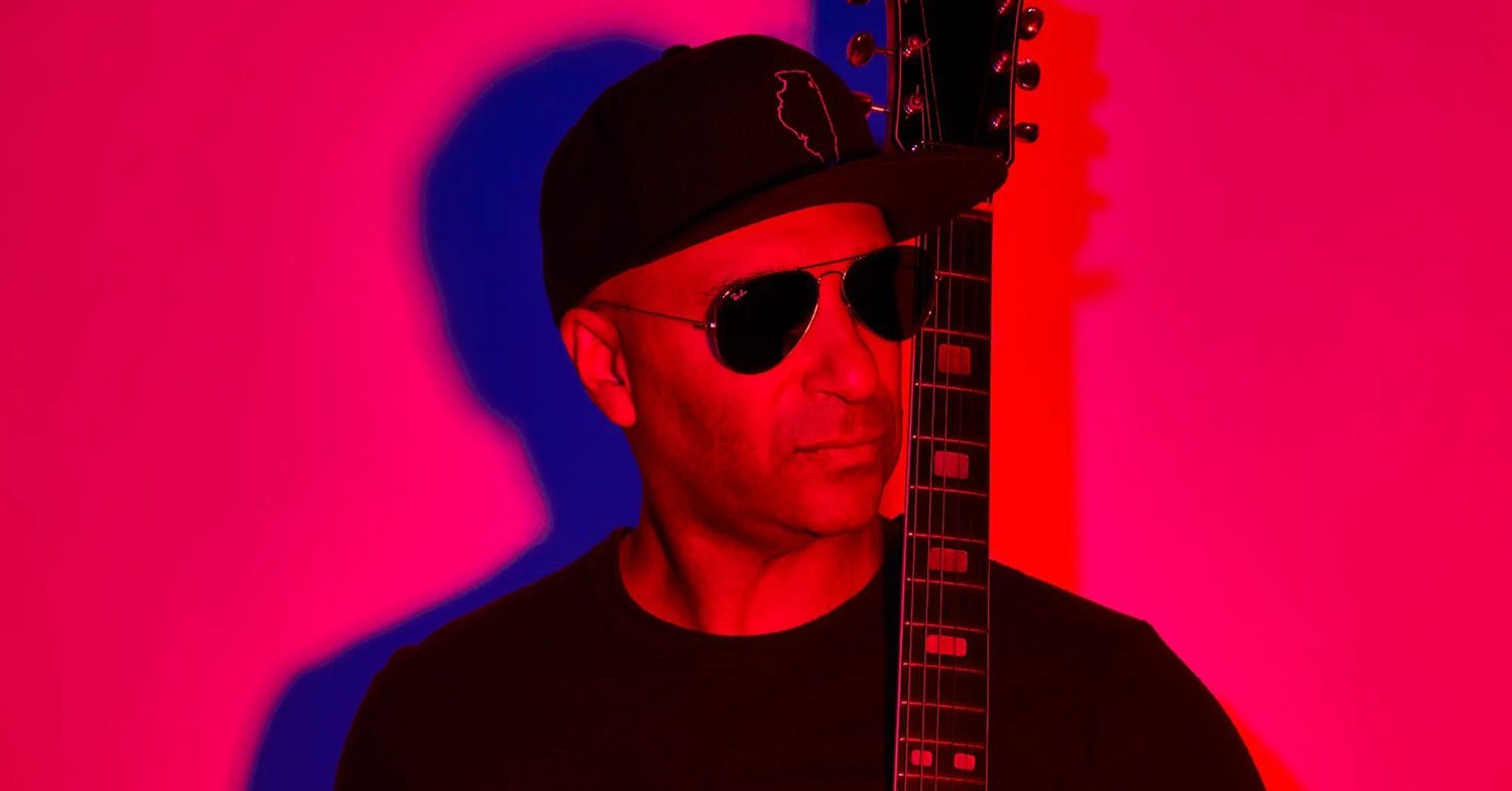 Tom Morello pede votos para Lula em post no Instagram