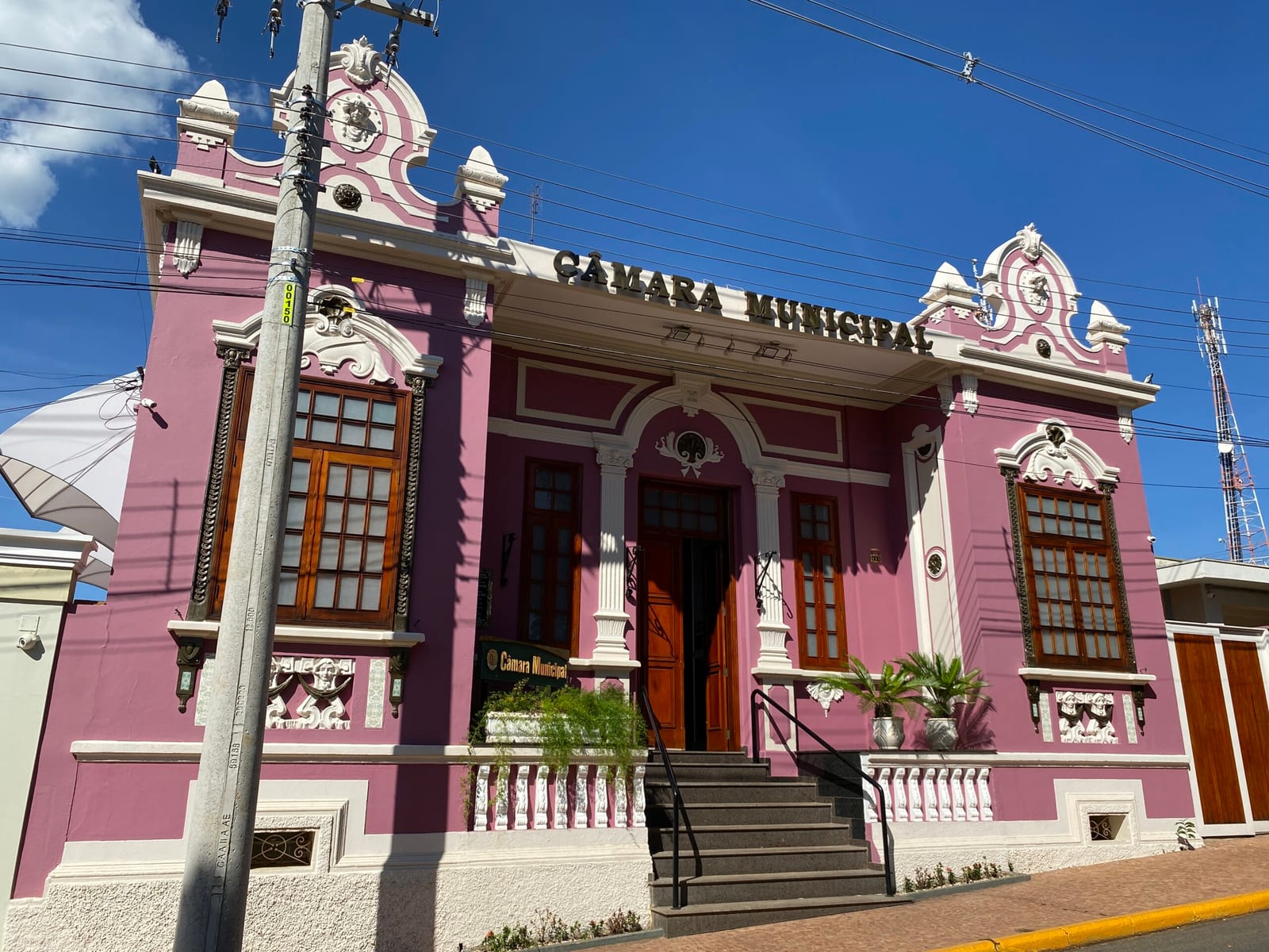 Câmara de Vargem Grande do Sul abre concurso para analista contábil
