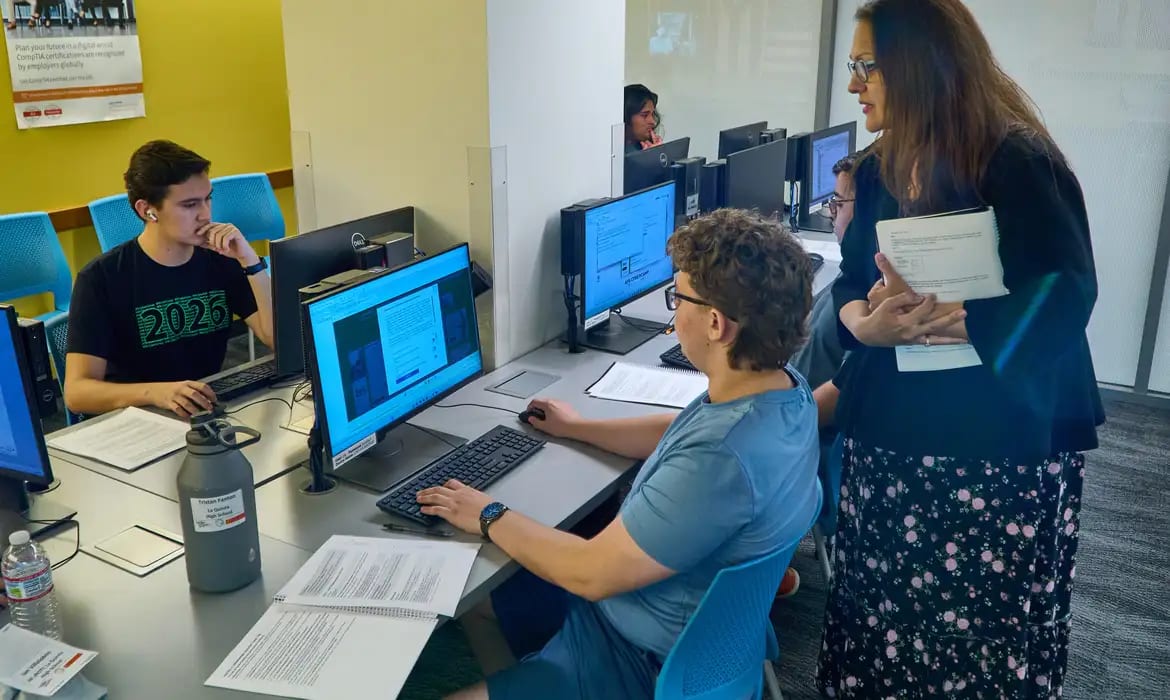 MEC lança dez novos cursos gratuitos para professores na Avamec
