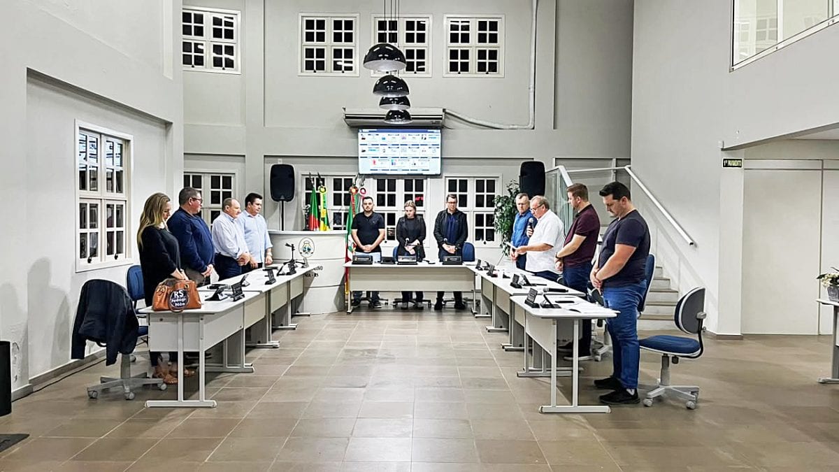 Teutônia cria cargos para contratar três enfermeiros; projeto é aprovado