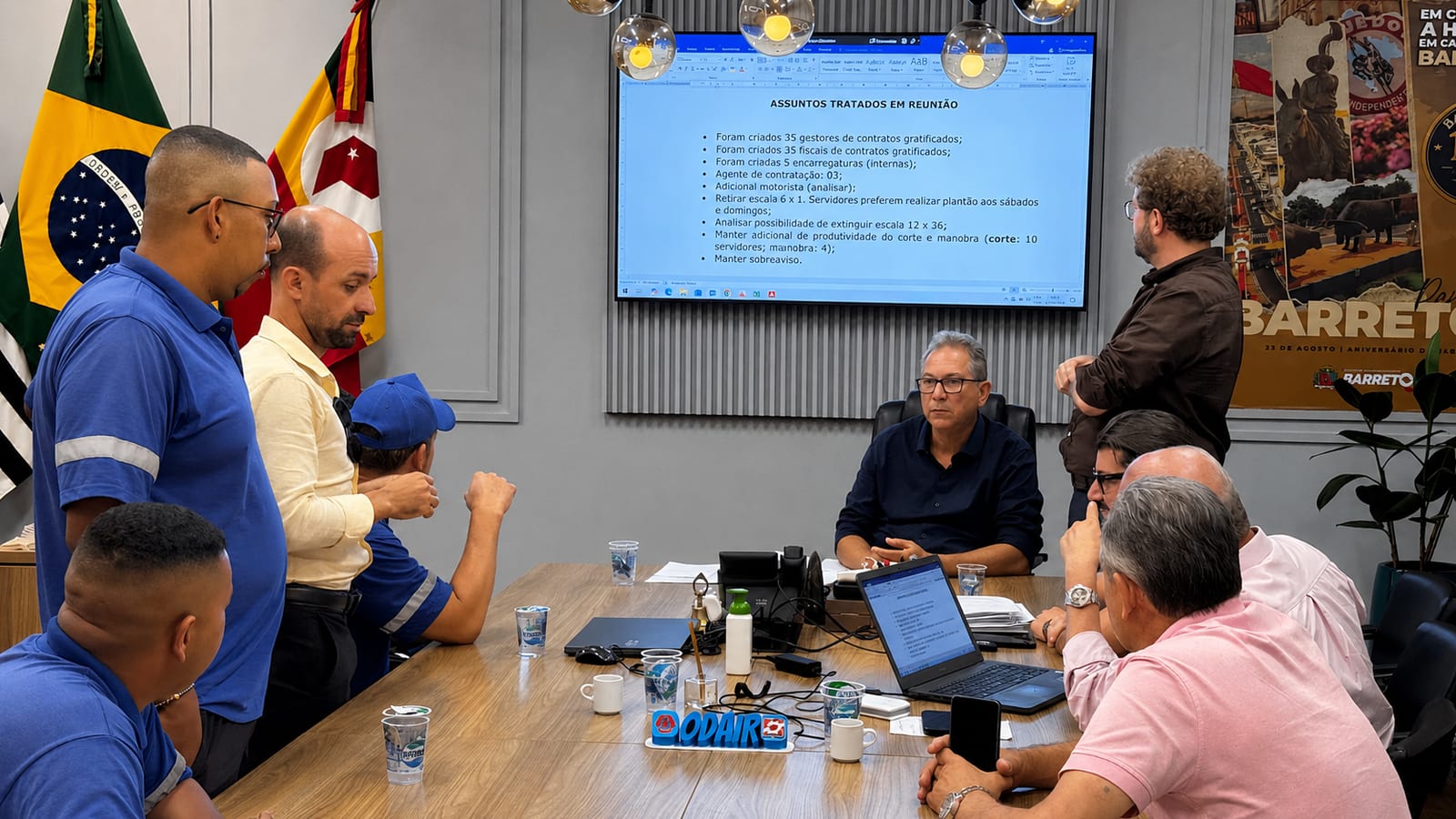 Odair Silva reúne servidores do SAAE para discutir Plano de Cargos