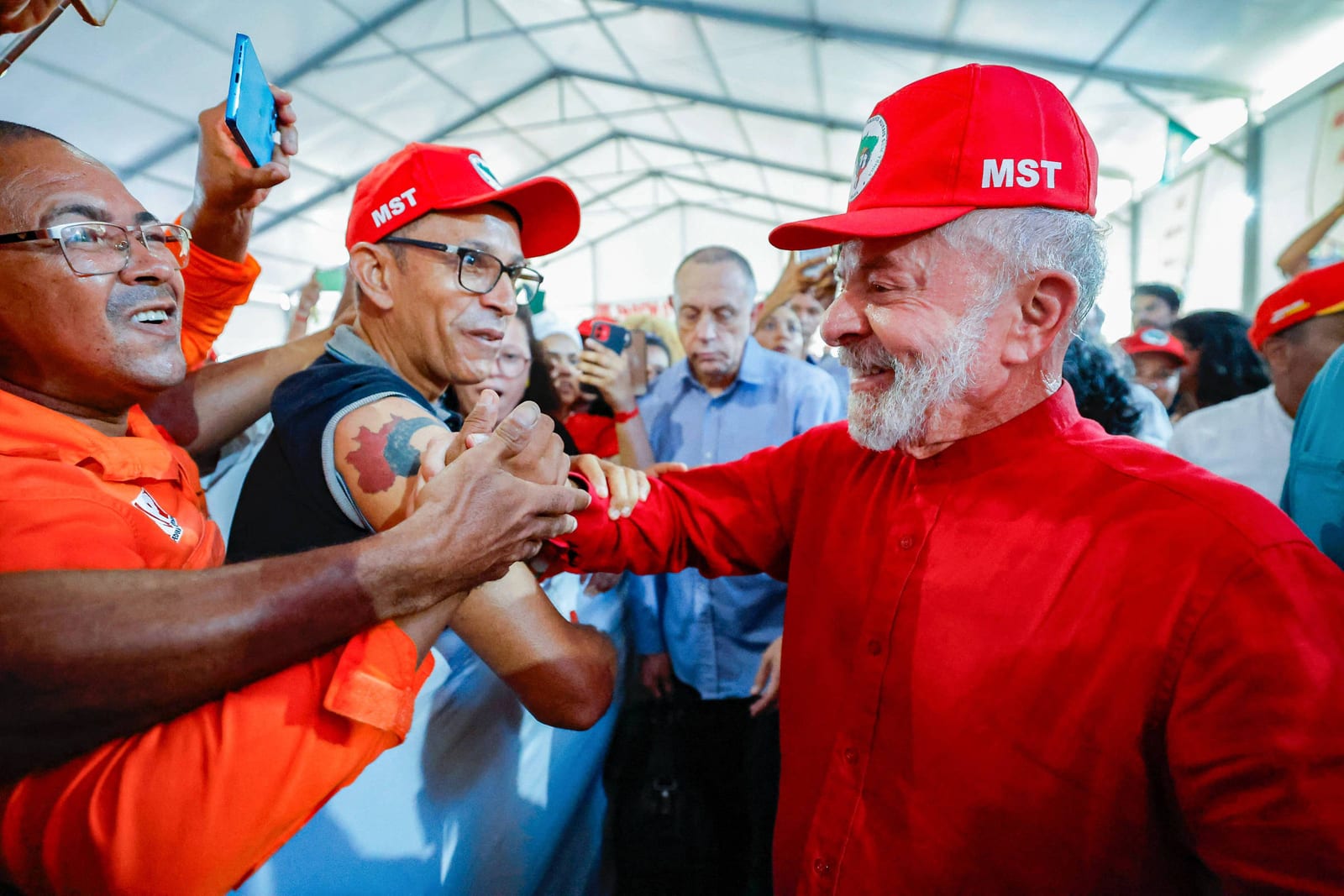 Governo Lula prevê 266 mil famílias incluídas na reforma agrária