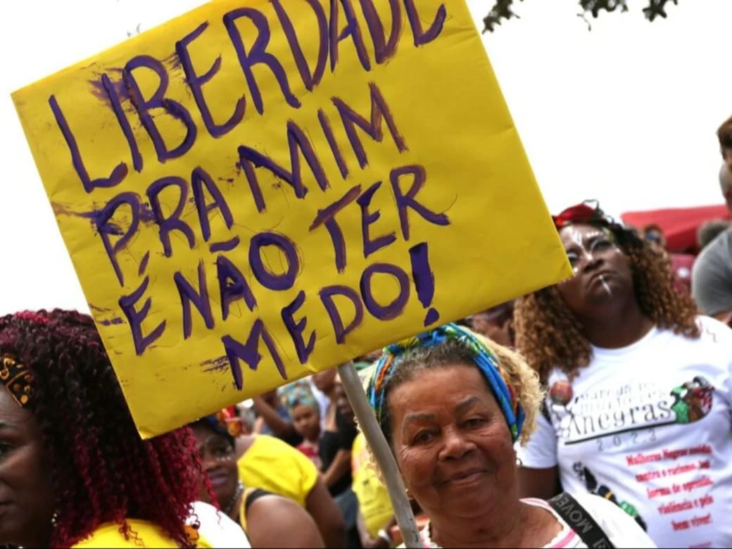 Mulheres candidatas são quase 60% das vítimas de violência política no 1º turno, mais de um terço das candidaturas