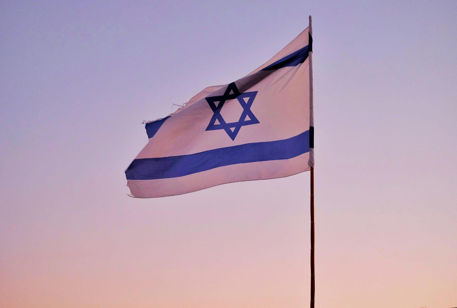 Israel fecha consulado britânico em Jerusalém Oriental