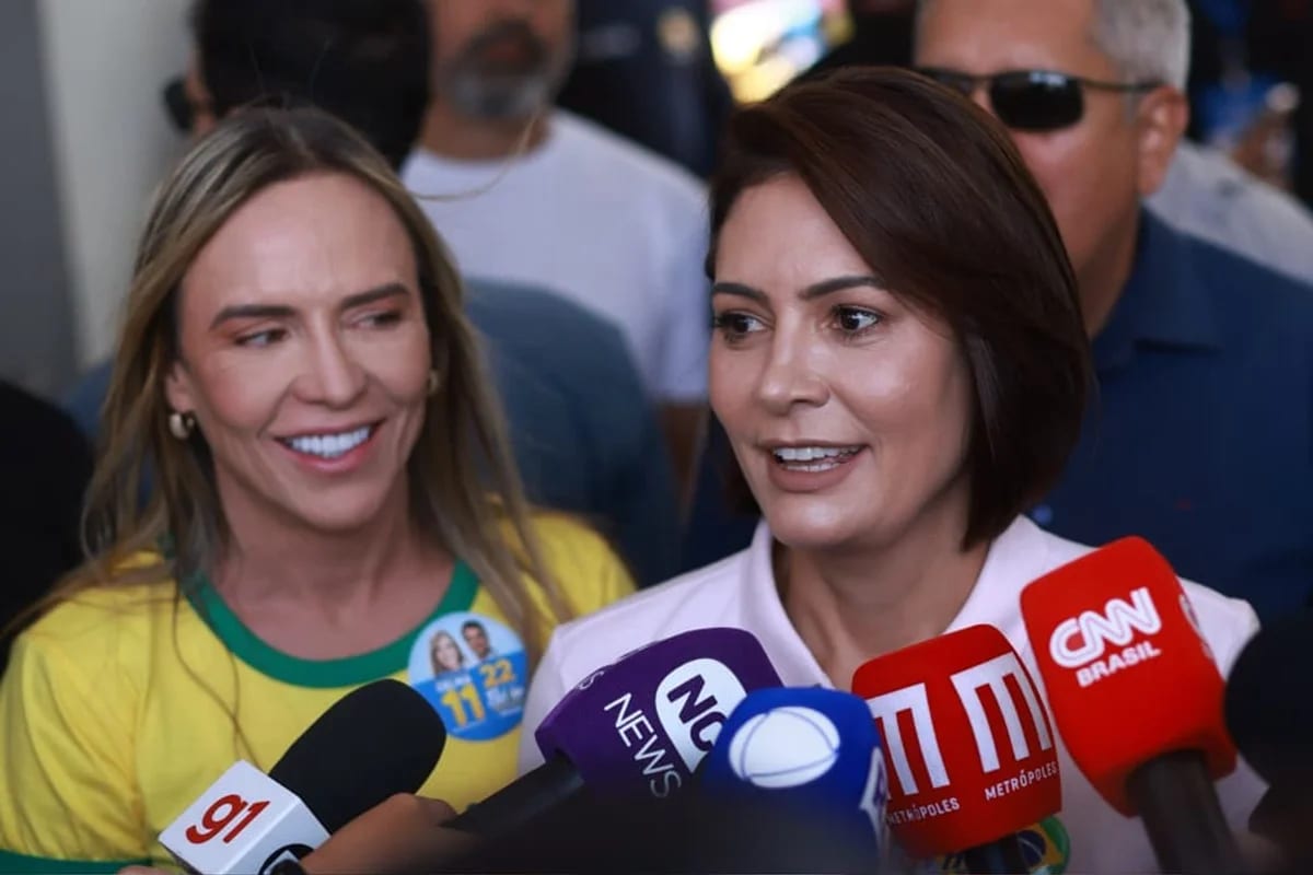 Michelle diz esperar vitória de Celina e Flávio: “Aposentar o retrocesso”