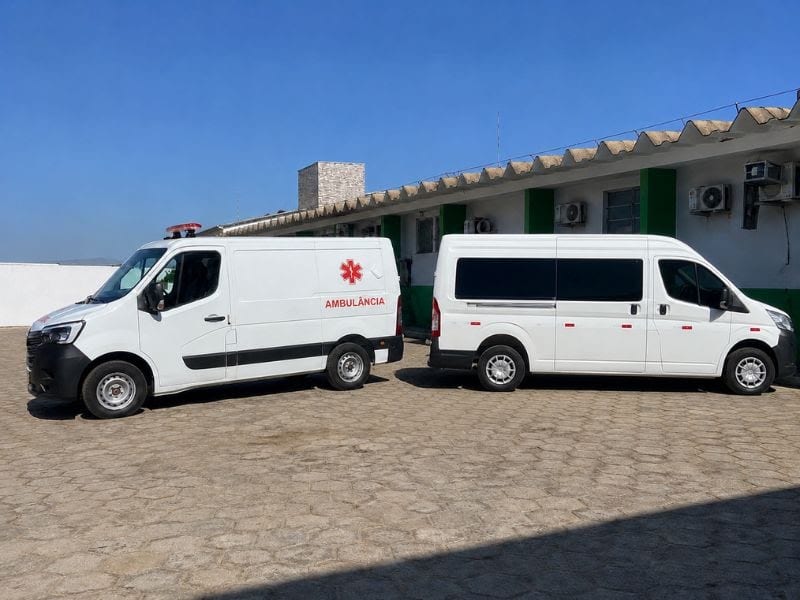 Piranhas recebe van para hemodiálise e ambulância com R$ 614,2 mil