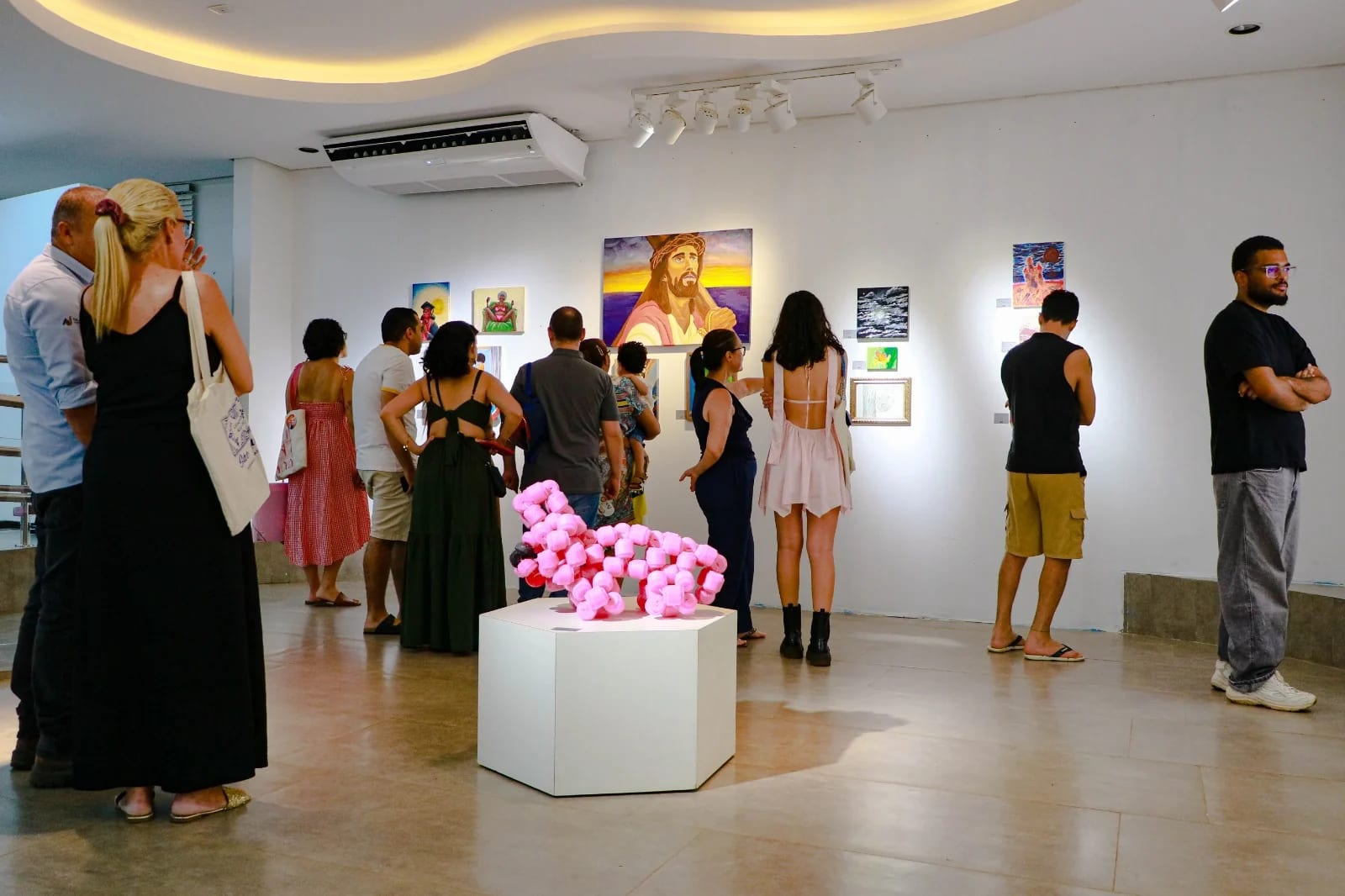 Abertura oficial do 10º Salão Palmense de Novos Artistas é prestigiada por grande público