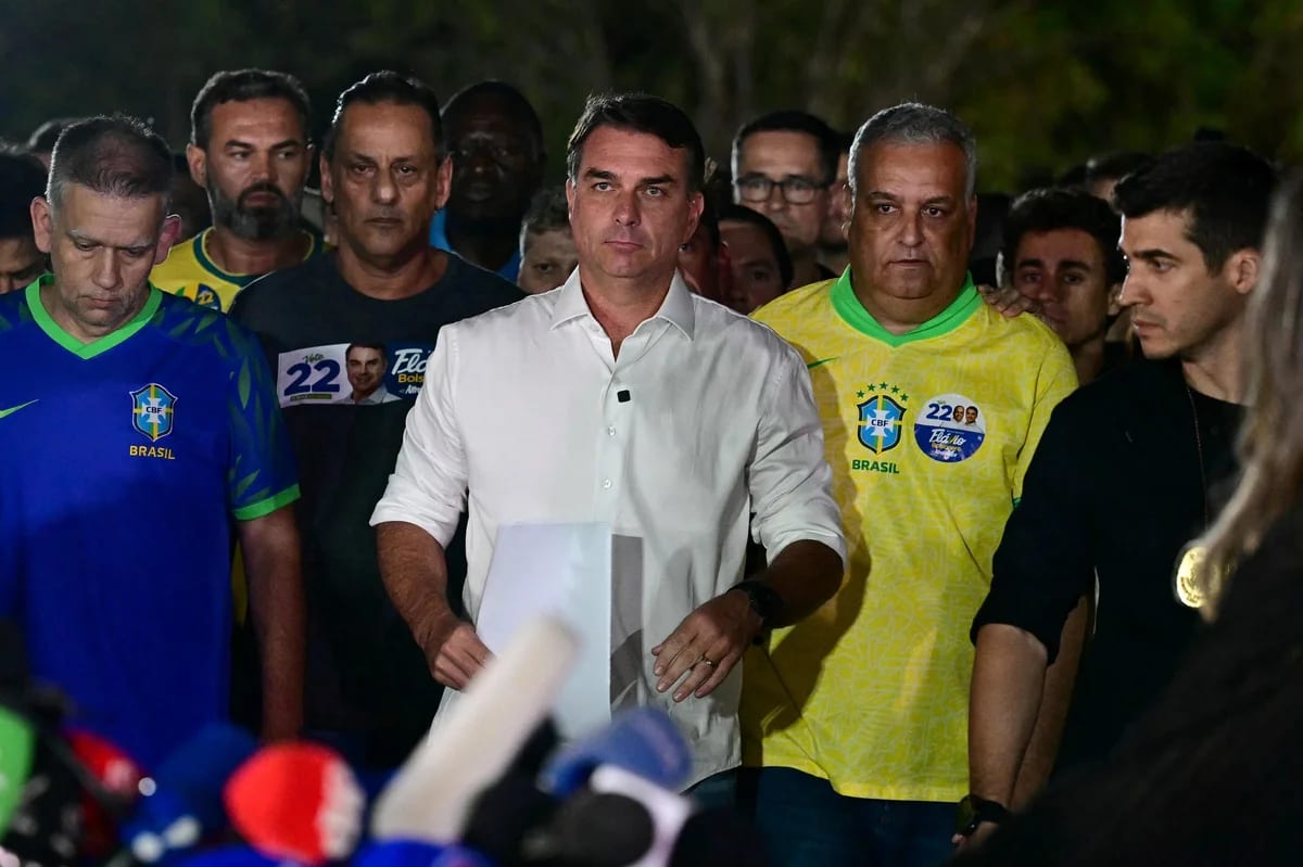 Era óbvio que Flávio contestaria qualquer vírgula para tumultuar resultado das eleições