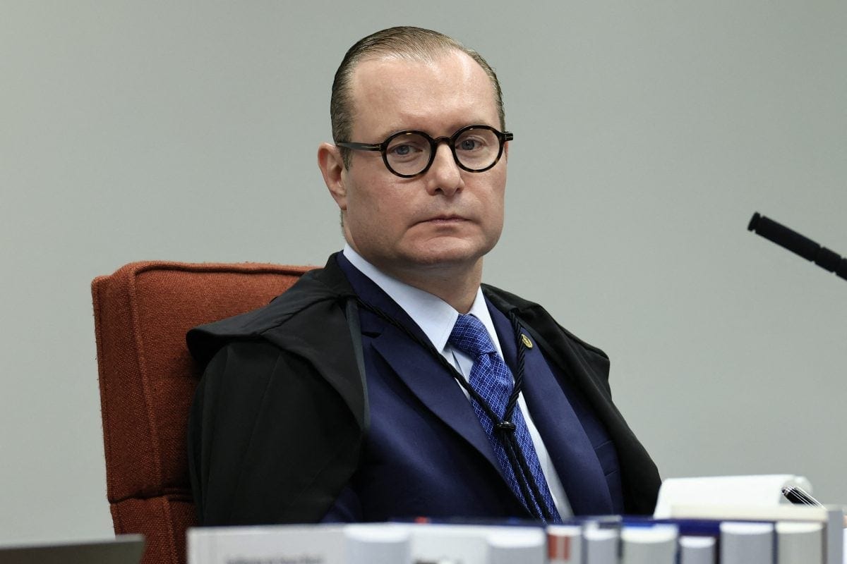 Zanin dá 48 horas para Anatel explicar falhas no acesso gratuito a sites da Justiça Eleitoral