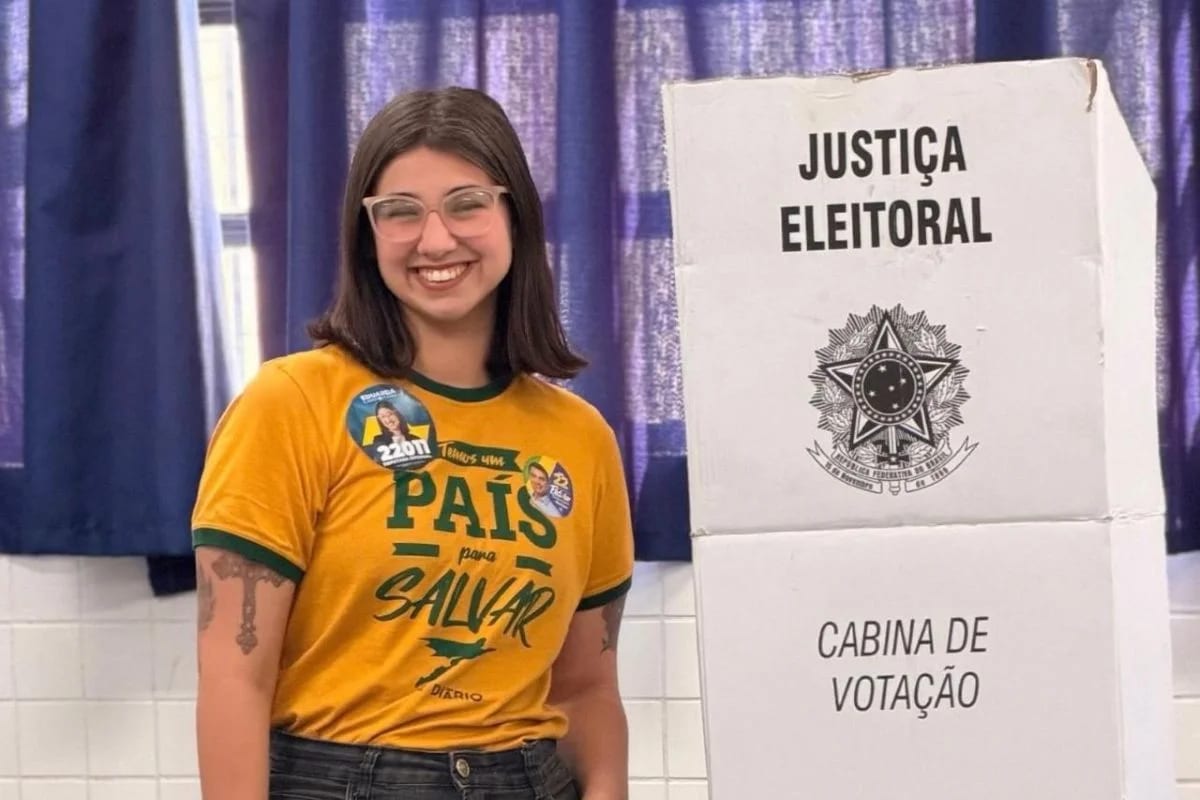 Mãe de deputada do PL crítica de programas sociais recebe benefício do governo desde 2019