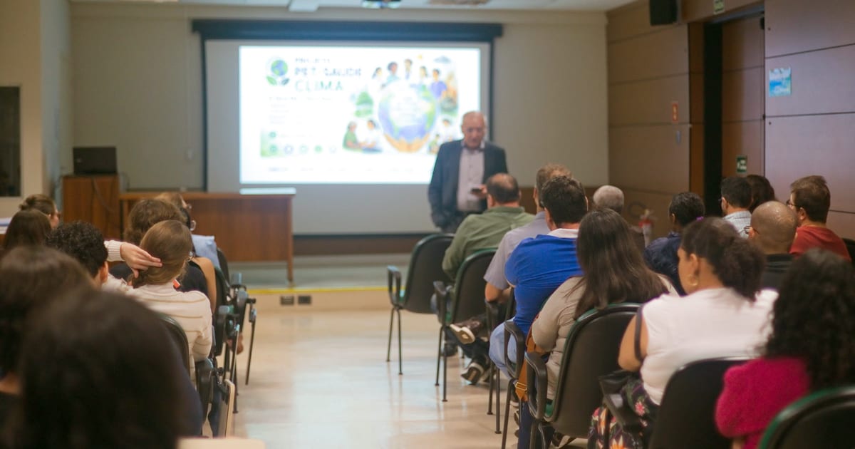 Projeto da USP prepara profissionais do SUS para impactos das mudanças climáticas sobre a saúde da população