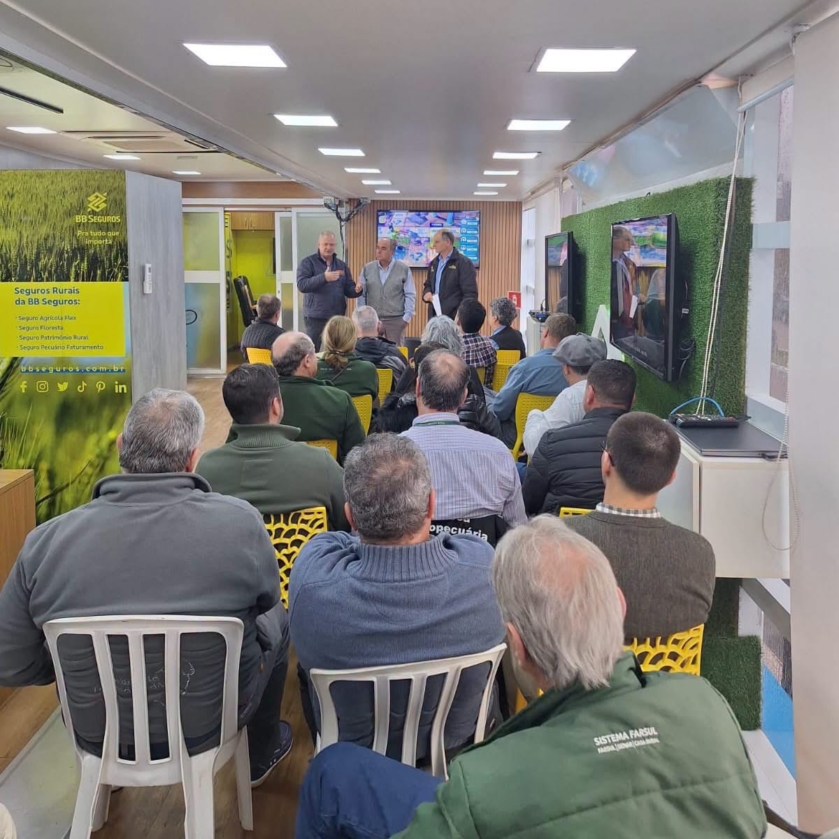 Reunião da Farsul reúne sindicatos rurais durante a 57ª Expofeira de Canguçu