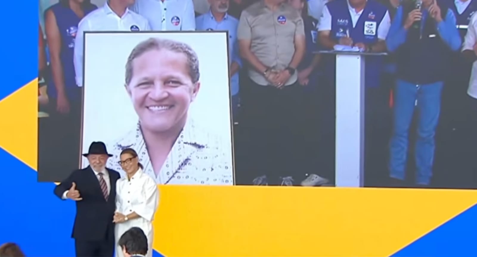 Janja faz comigo quase o que minha mãe fazia, diz Lula