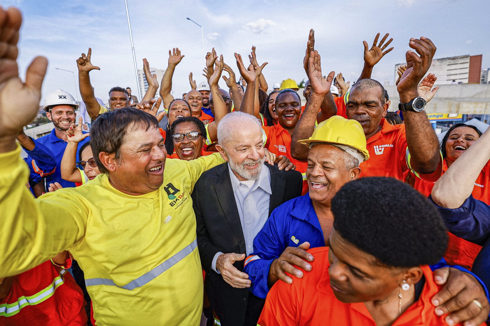 Efeito Lula: desemprego tem nova mínima histórica em setembro