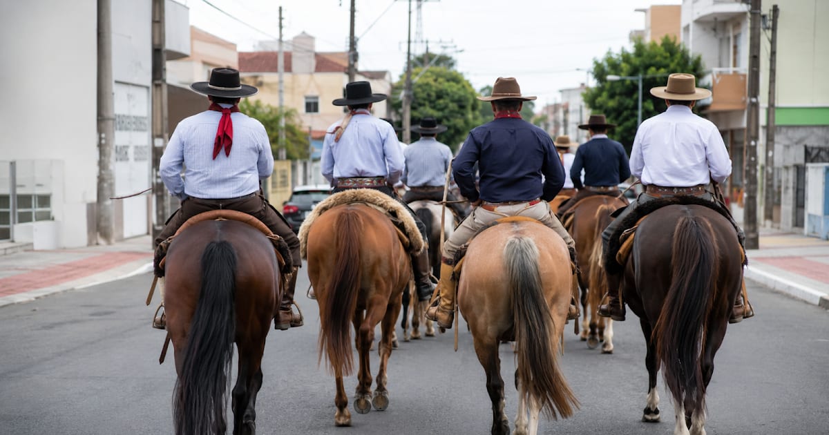 FESTEJOS FARROUPILHAS | Decreto restringe presença de cavalarianos no Centro de São Gabriel durante setembro