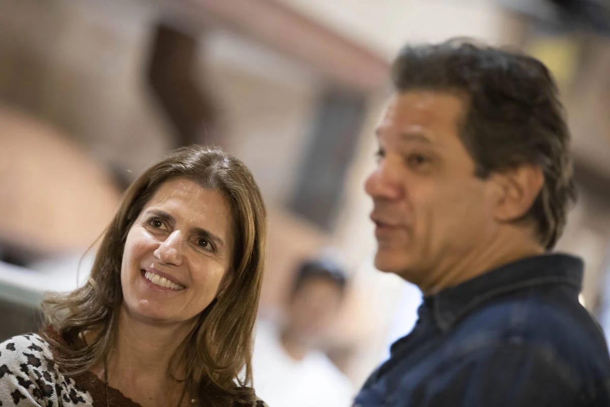 Coligação de Haddad denuncia Jovem Pan por fake news sobre esposa
