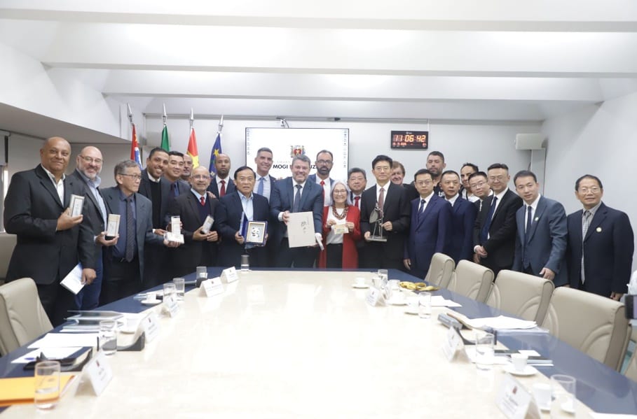 Comitiva de Neijiang visita Mogi para buscar parcerias em saúde, turismo e cana