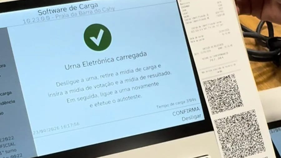 Equipe da 70ª Zona prepara urnas em Getúlio Vargas para as eleições