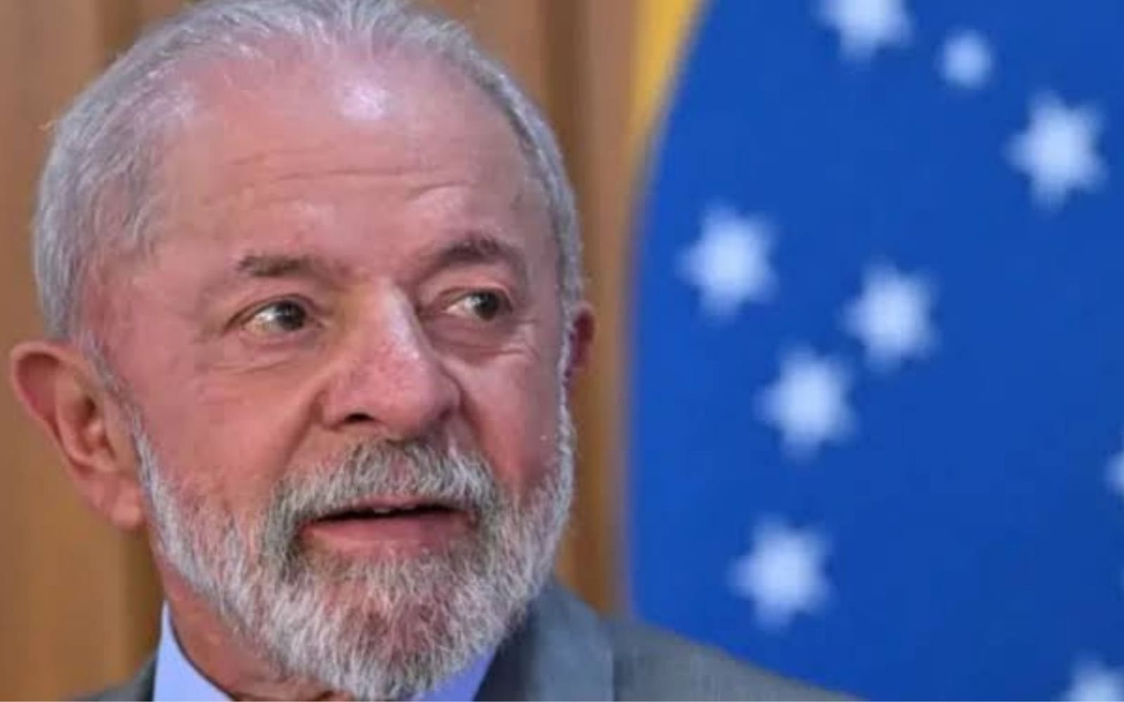 Campanha de Lula pede cassação da candidatura de Flávio por suspeitas no caso ‘Dark Horse’