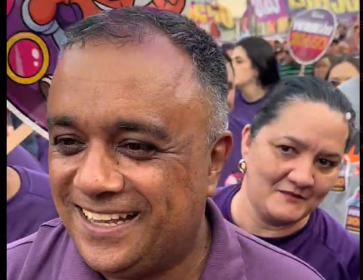 Ivan Silva faz caminhada em Ferrazópolis e reafirma candidatura à Assembleia
