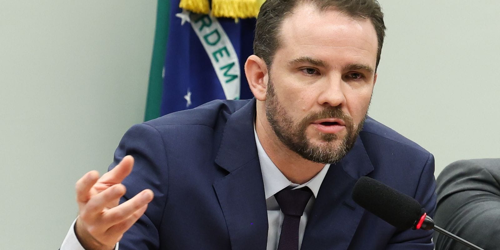 Durigan diz que governo apresentou alternativa para repactuação do BRB