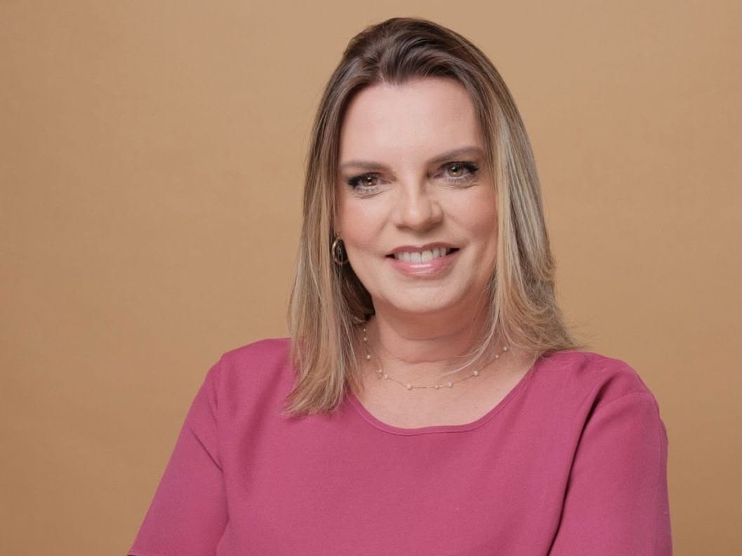 OPINIÃO: Mais mulheres na política: uma mudança que começa pelo voto