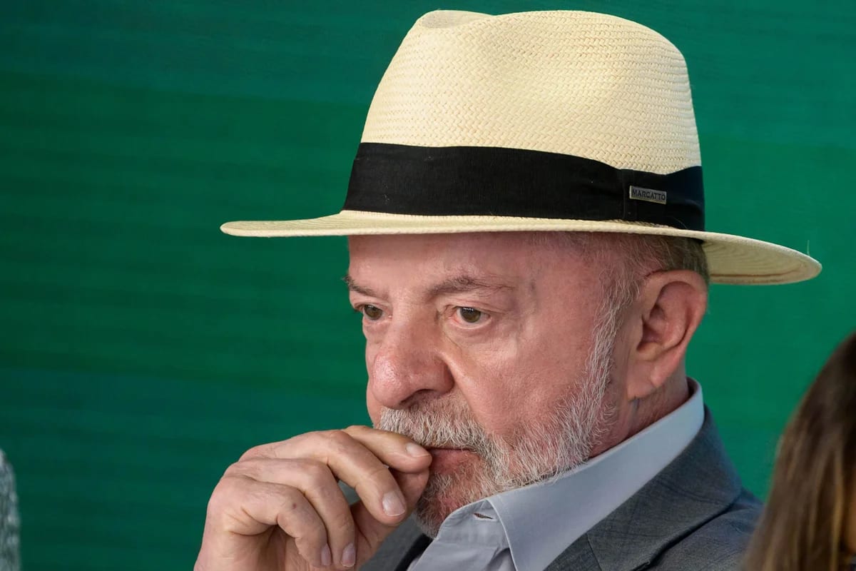 Lula é aconselhado a manter distância das mensagens sobre Moraes e Vorcaro