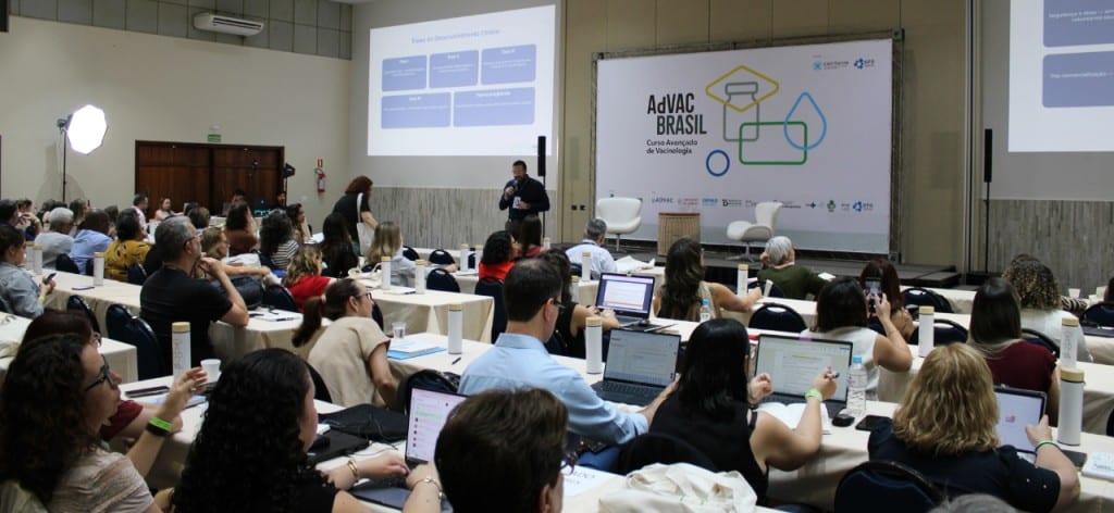 Brasil realiza 2ª edição do curso avançado de vacinologia em Pirenópolis