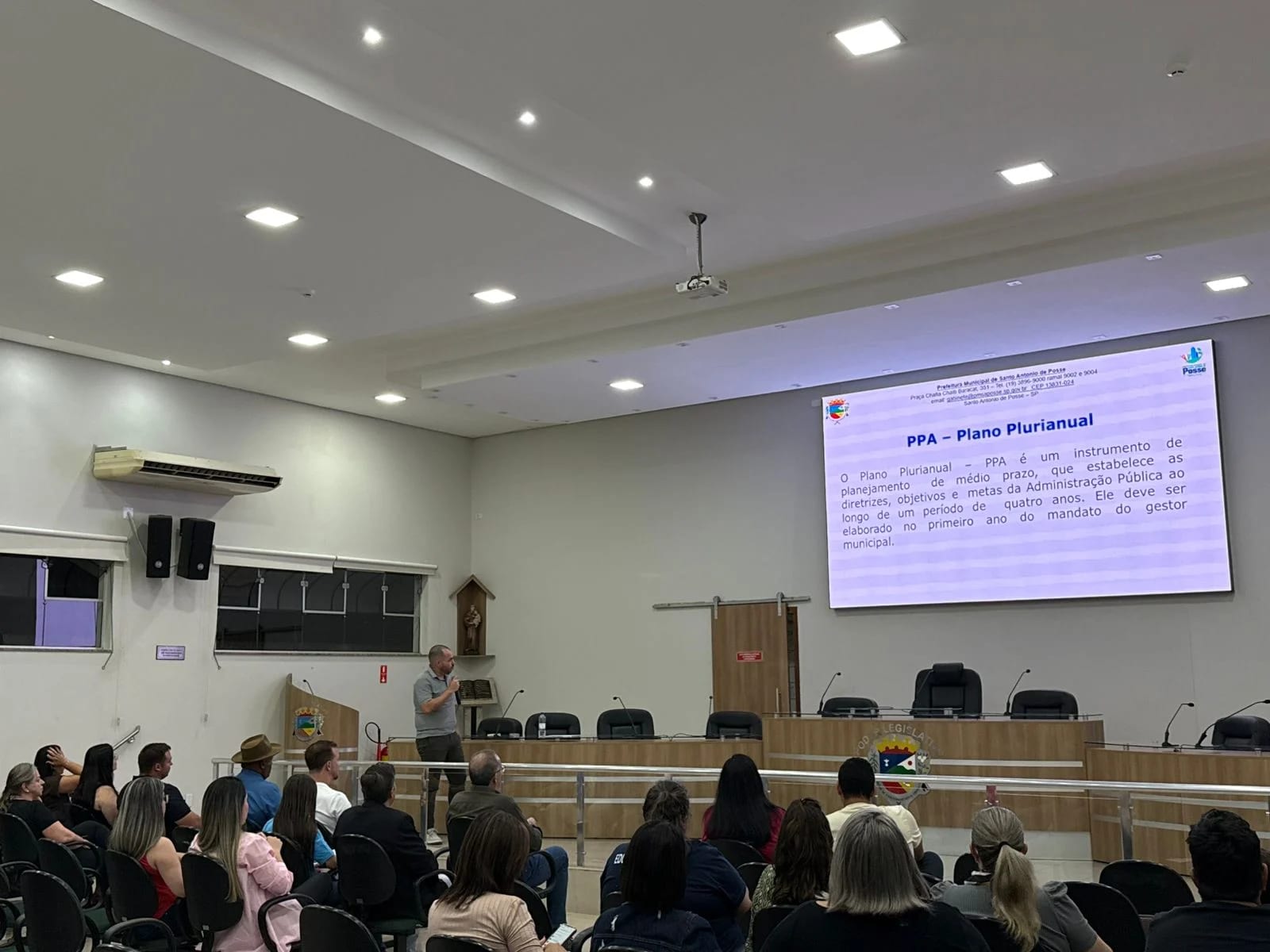 Santo Antônio de Posse faz audiência da LOA 2027 e palestra para empresas