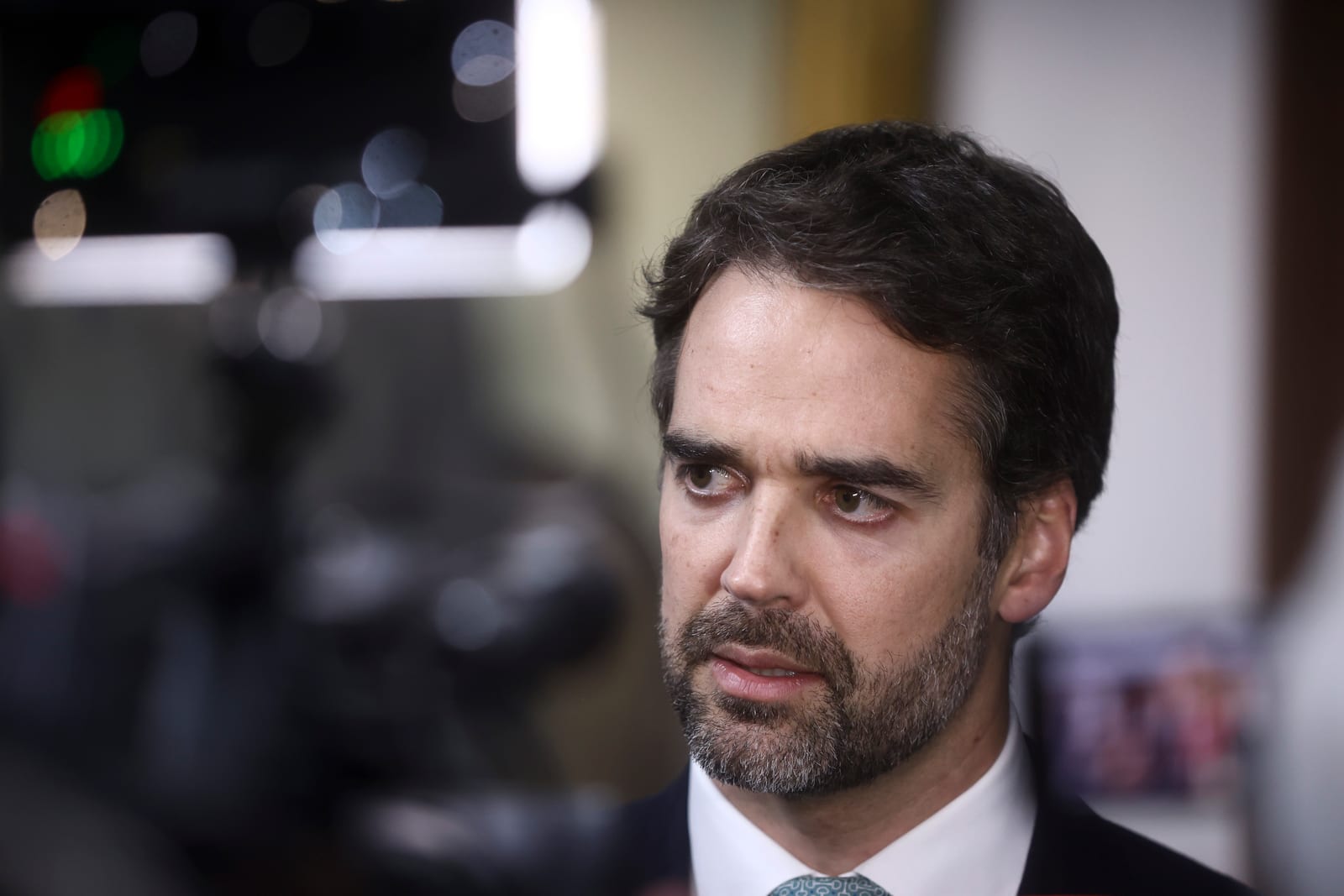 Após saída de Leite, PSDB faz 5 vezes menos deputados na Assembleia do RS