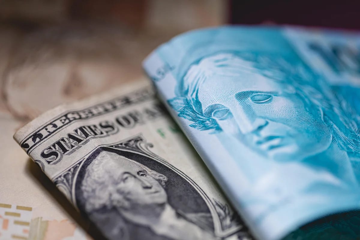 O dólar vai a R$ 6?