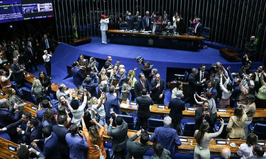 Aprovação do fim da 6×1 é vista como vitória de Lula pela imprensa internacional