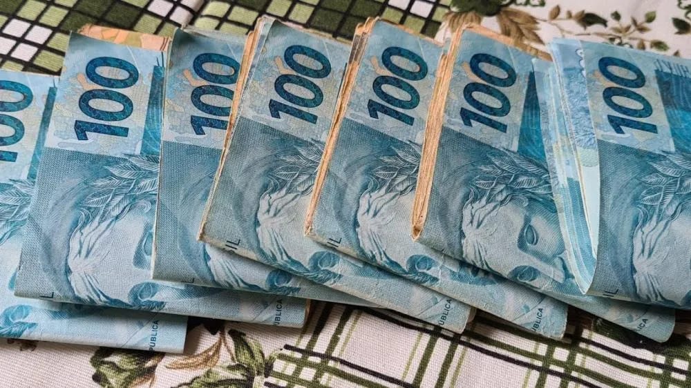 Vereadores vão votar aumento de mais de 30% nos seus vencimentos
