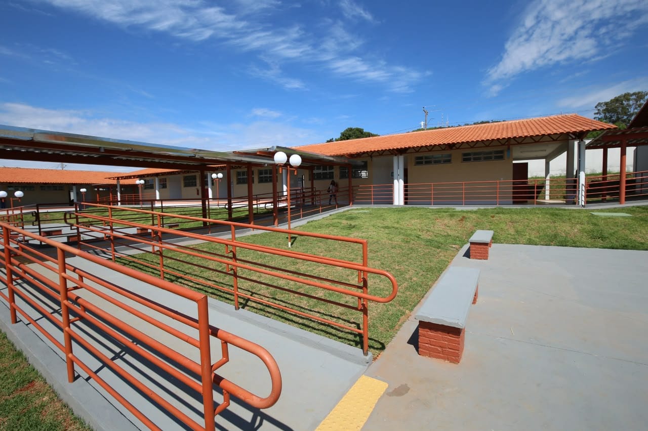 Acessibilidade chega a 91,9% das escolas públicas de Goiás, diz IBGE