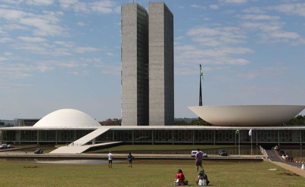 As mulheres para além da polarização