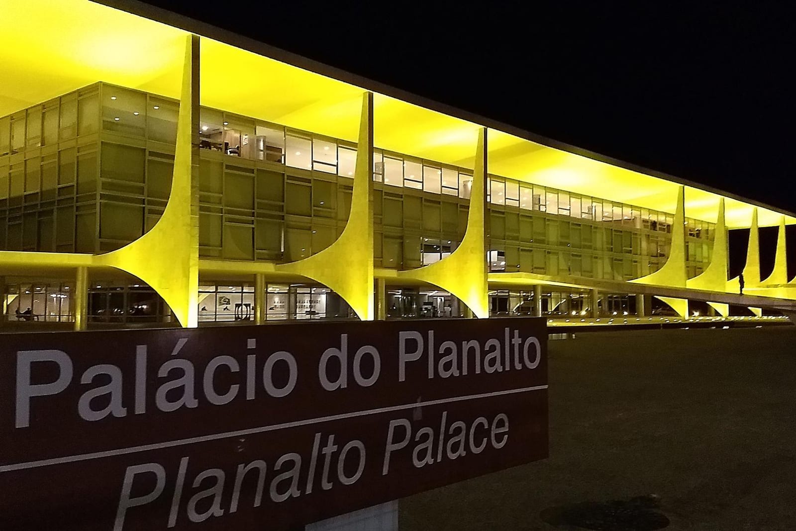 Operação mira grupo suspeito de planejar ataque ao Planalto durante eleições