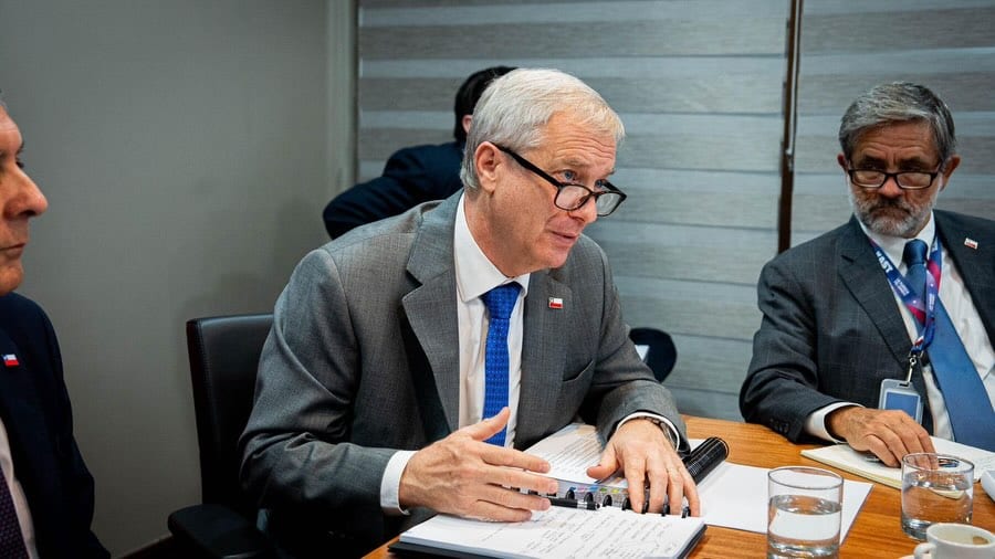 Economia do Chile encolhe pelo segundo trimestre e desemprego sobe a 9,6%