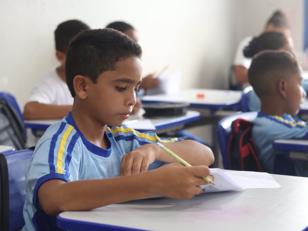 Tocantins sobe de 5,4 para 5,8 no Ideb 2025 dos anos iniciais